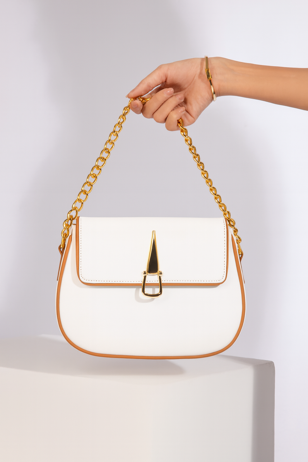 Bianca-Cross Body-ROUNDFIT