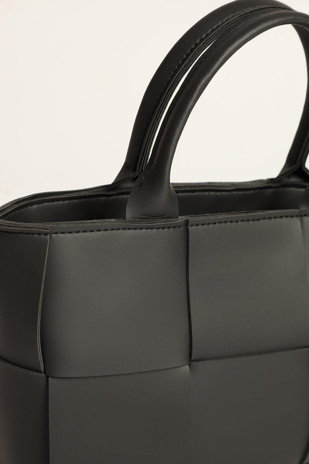 Bianca-Cross Body bag-Weave