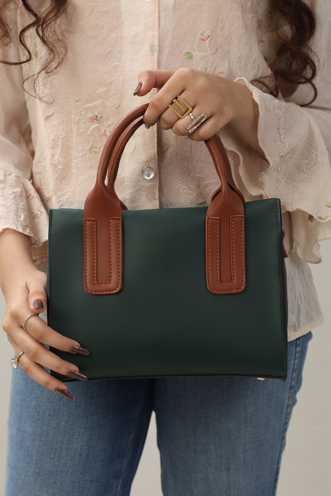 Bianca-Cross Body-VAGE