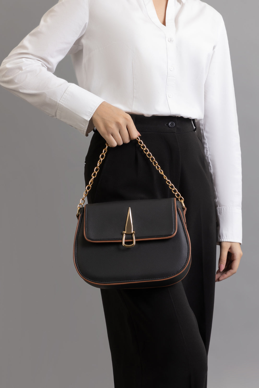 Bianca-Cross Body-ROUNDFIT
