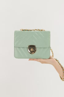 Bianca-Cross Body-V Quilt