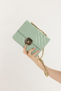 Bianca-Cross Body-V Quilt