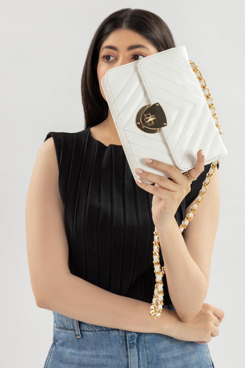 Bianca-Cross Body-V Quilt