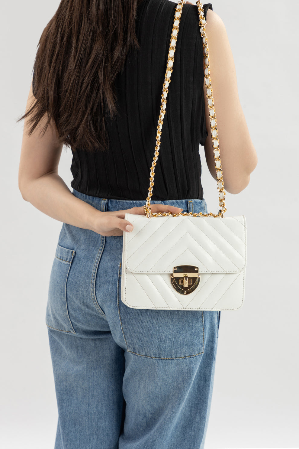 Bianca-Cross Body-V Quilt