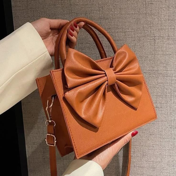 Bianca-Cross Body-Original Front Bow