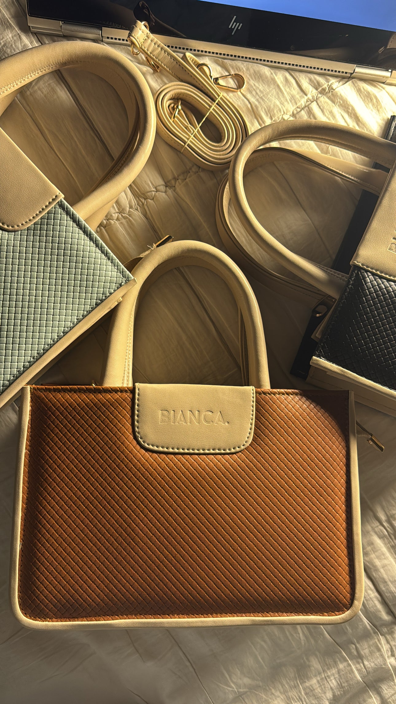 Bianca-Cross Body-MATE