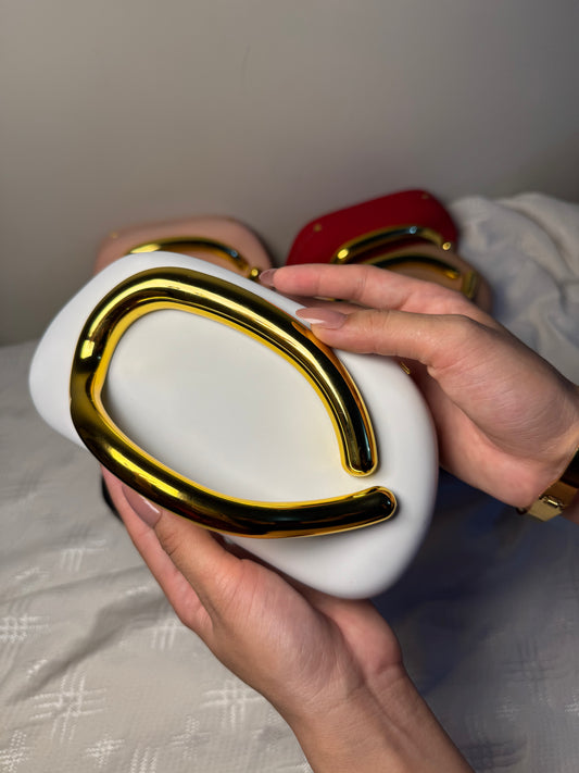 ZARA VIRAL CLUTCH with chain - White