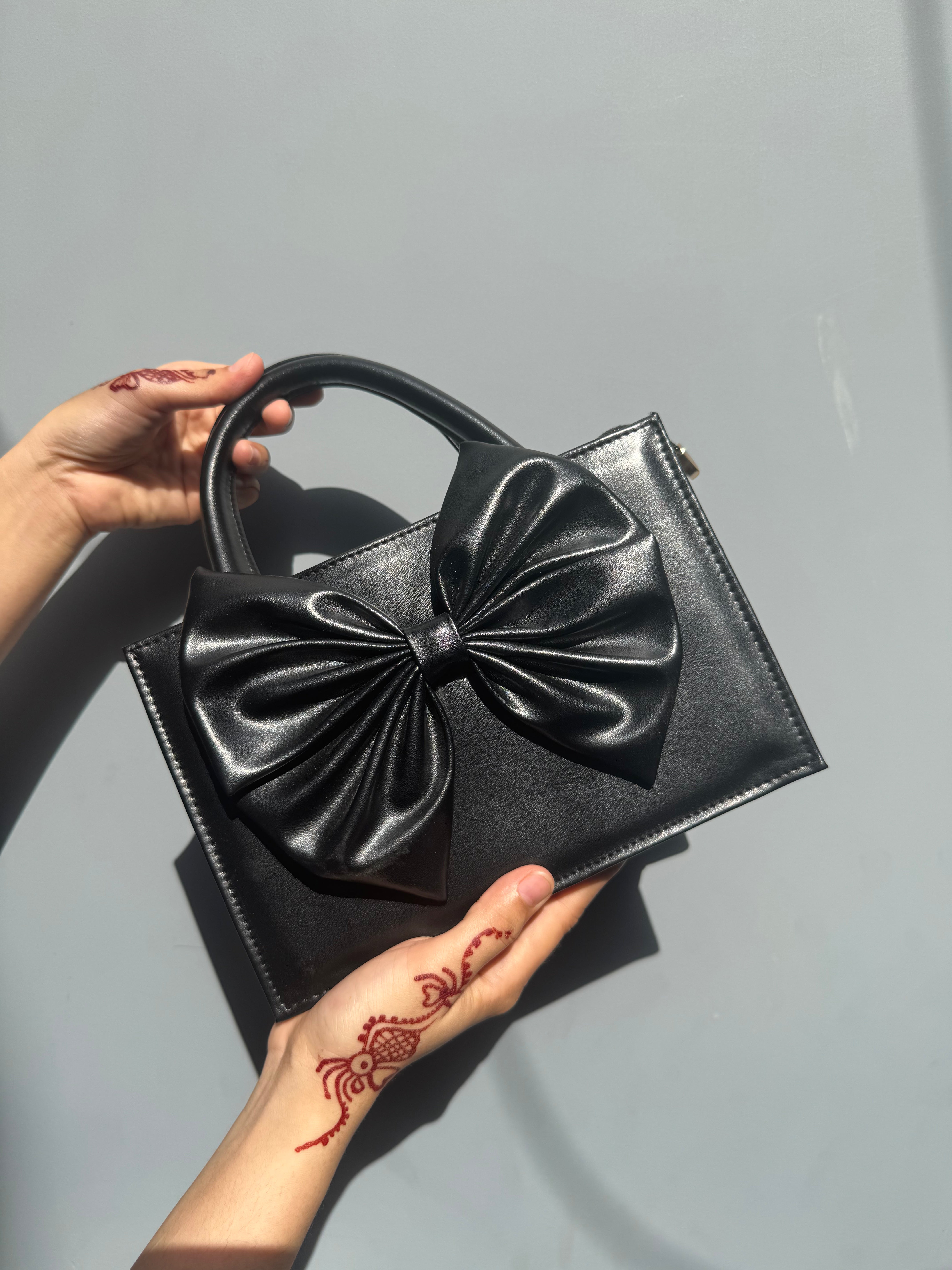 Bianca-Cross Body-Original Front Bow
