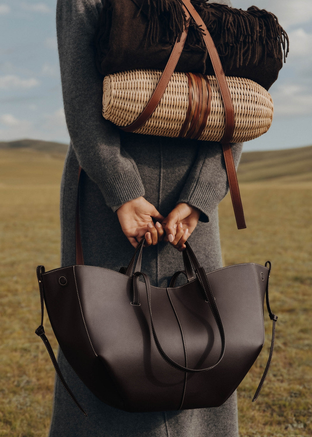 Eloura - Dark Brown